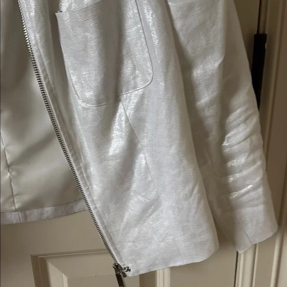 Vince Camuto Women's White Jacket Size 8 EUC - Picture 7 of 14